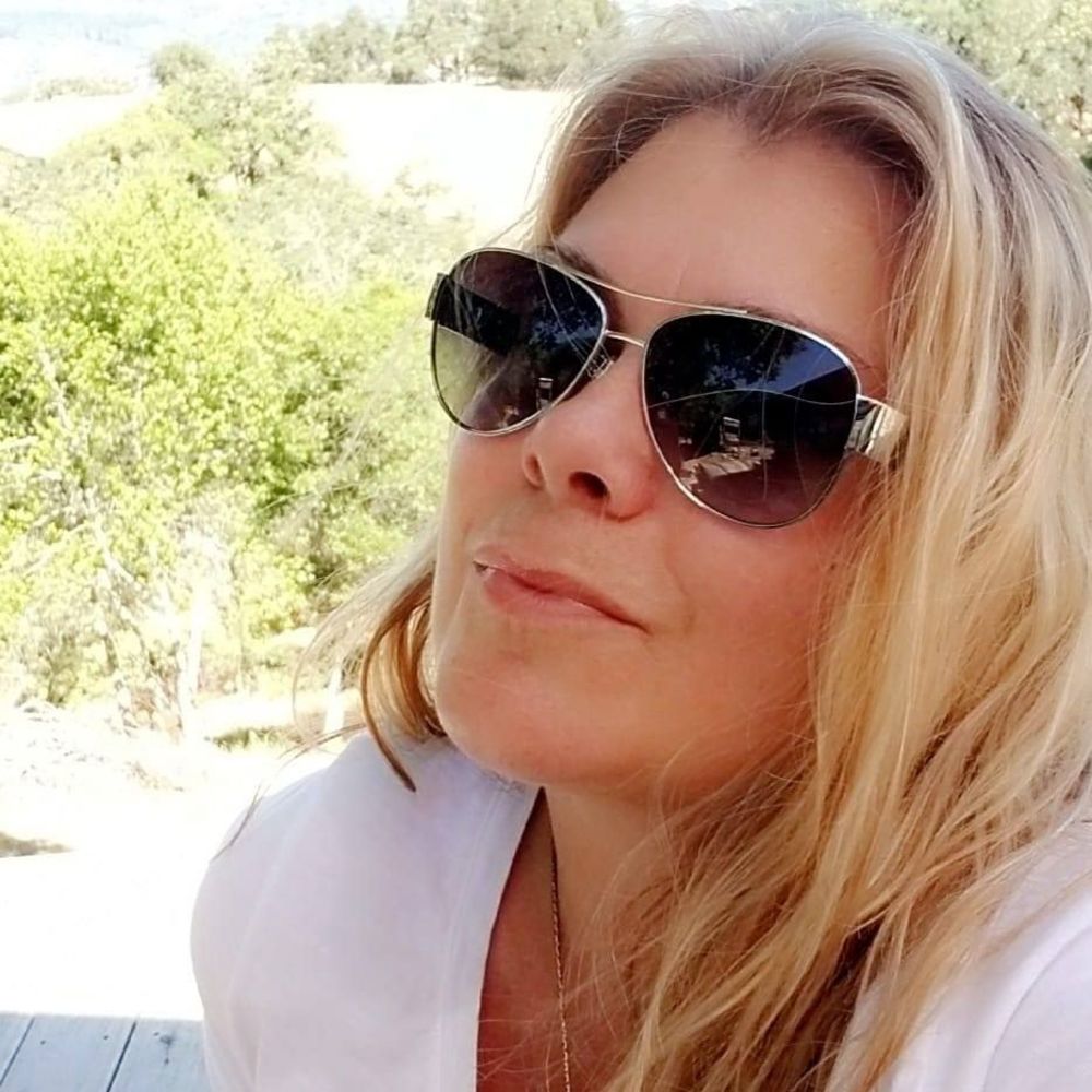 Meet your Posher, Leanne